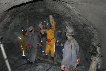 泗水工程爆破中的危险因素分析以及应对工程爆破危险的措施